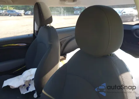 2010 Mini Cooper S z USA, uszkodzony, nr VIN WMWMF7C59ATX43415